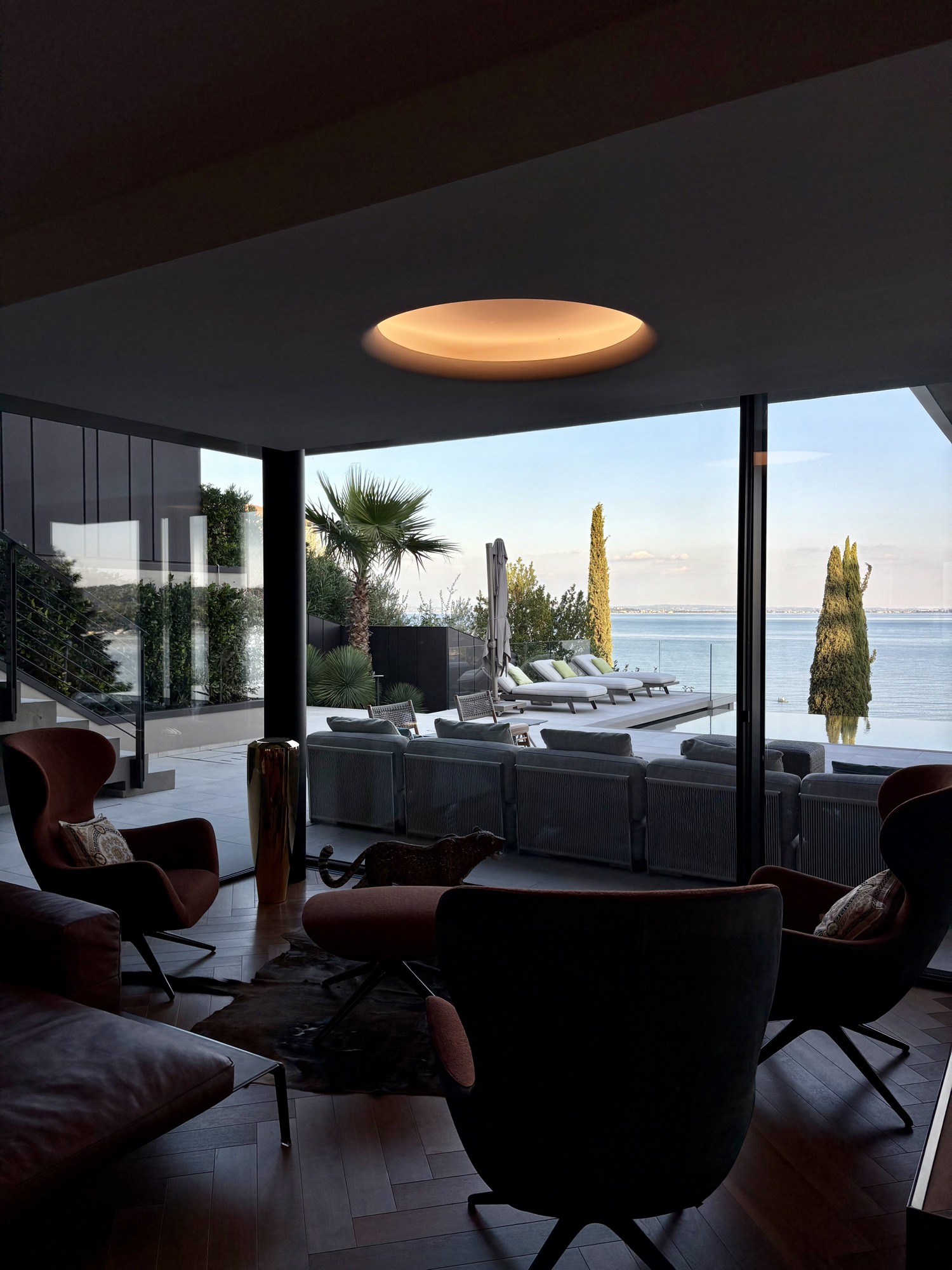 Soggiorno con vista lago, Villa Tycho